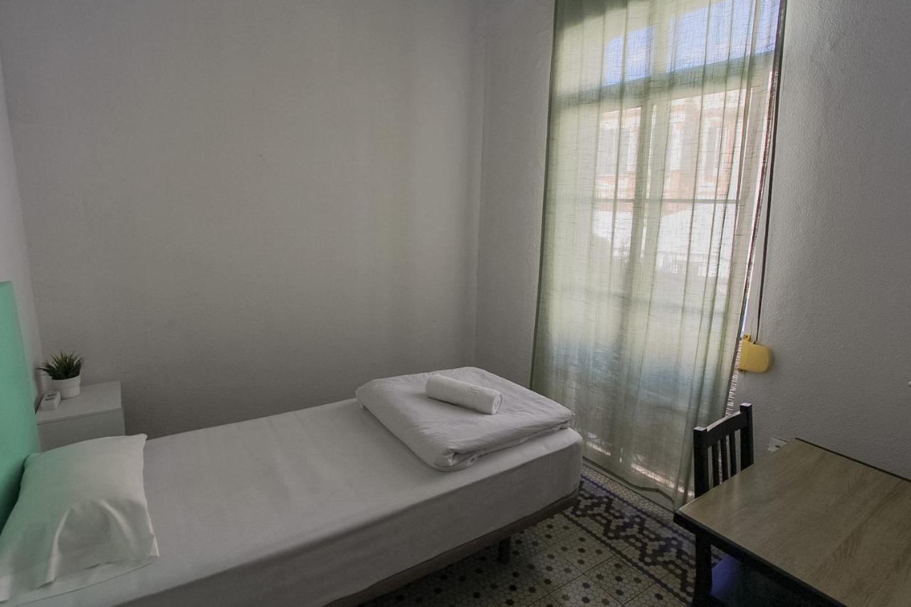 הוסטל מאלגה Barbatuke Bed & Bike מראה חיצוני תמונה